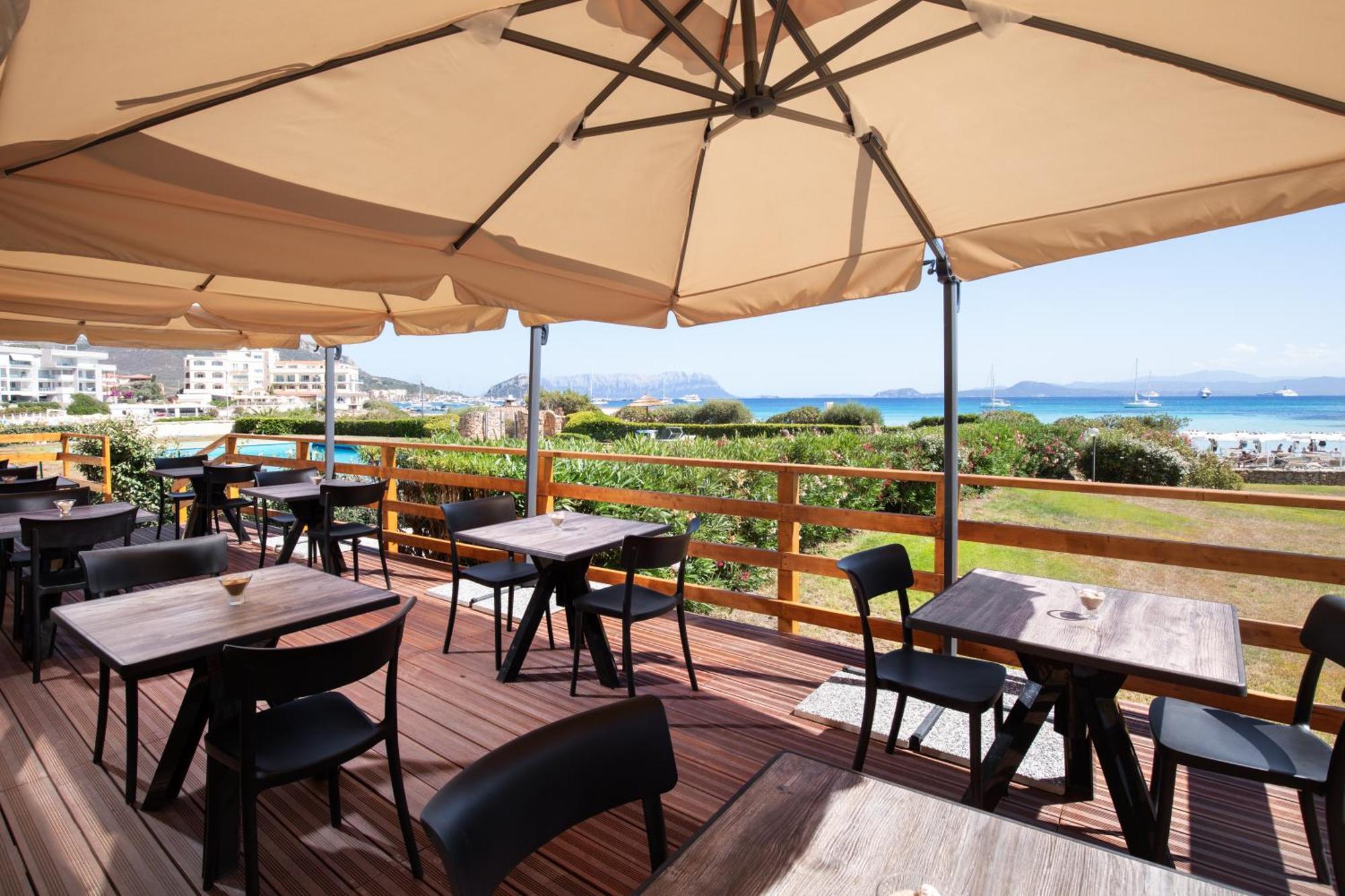 Hotel Castello Golfo Aranci Zewnętrze zdjęcie
